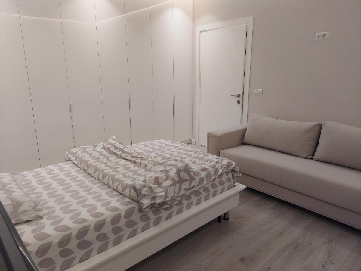 Luxurious Double Bedroom Suite 티라나 외부 사진