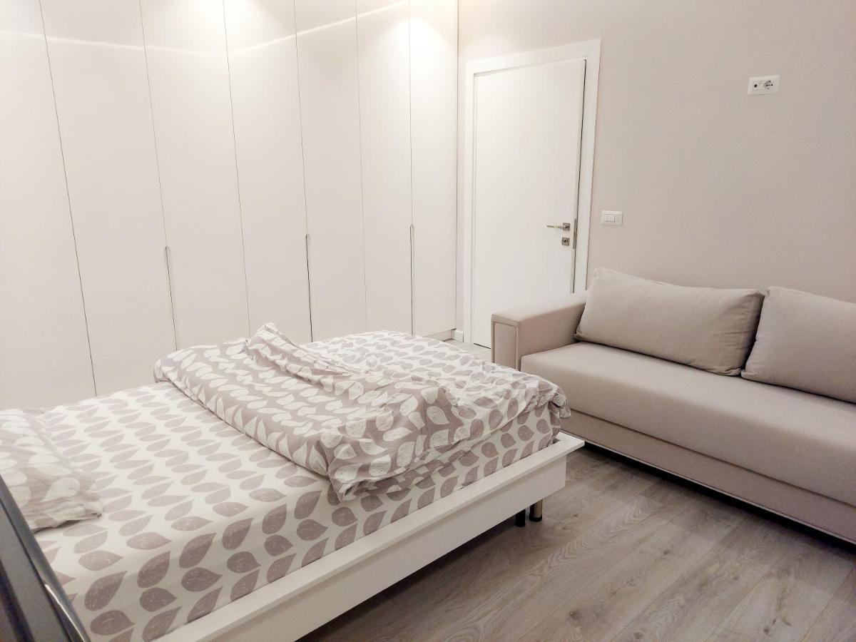 Luxurious Double Bedroom Suite 티라나 외부 사진